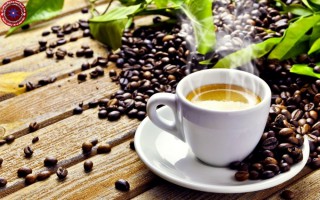 Giá cà phê hôm nay 7/10: Cà phê tiếp tục lao dốc theo đà giảm của thế giới